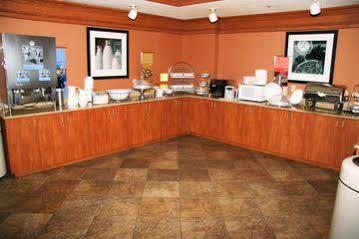 Hampton Denver-international Airport Hotel 3*