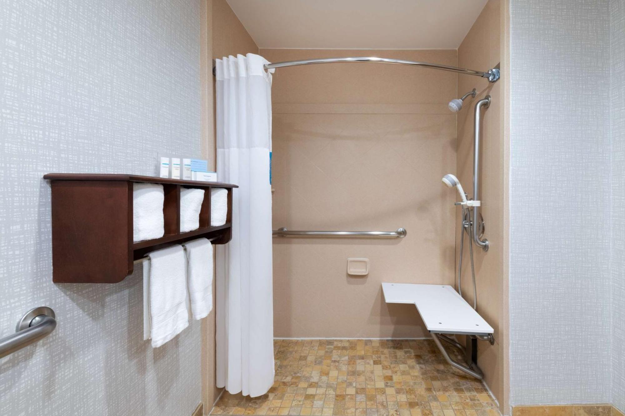 Hotel Hampton Denver-international Airport 3*