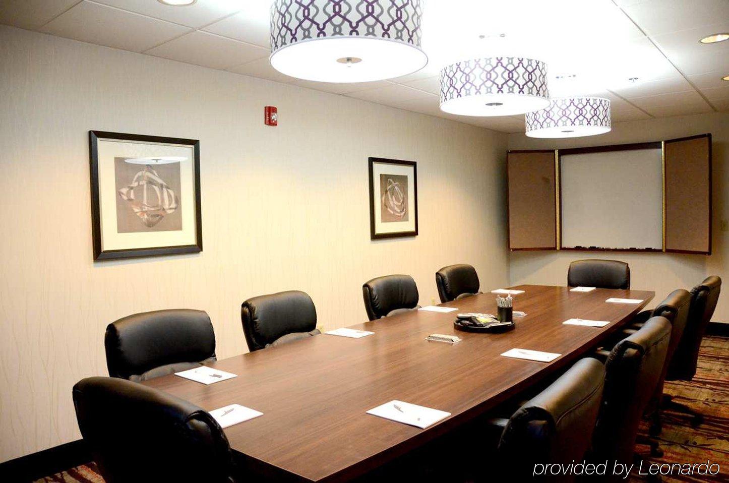 Hotel Hampton Denver-international Airport 3*