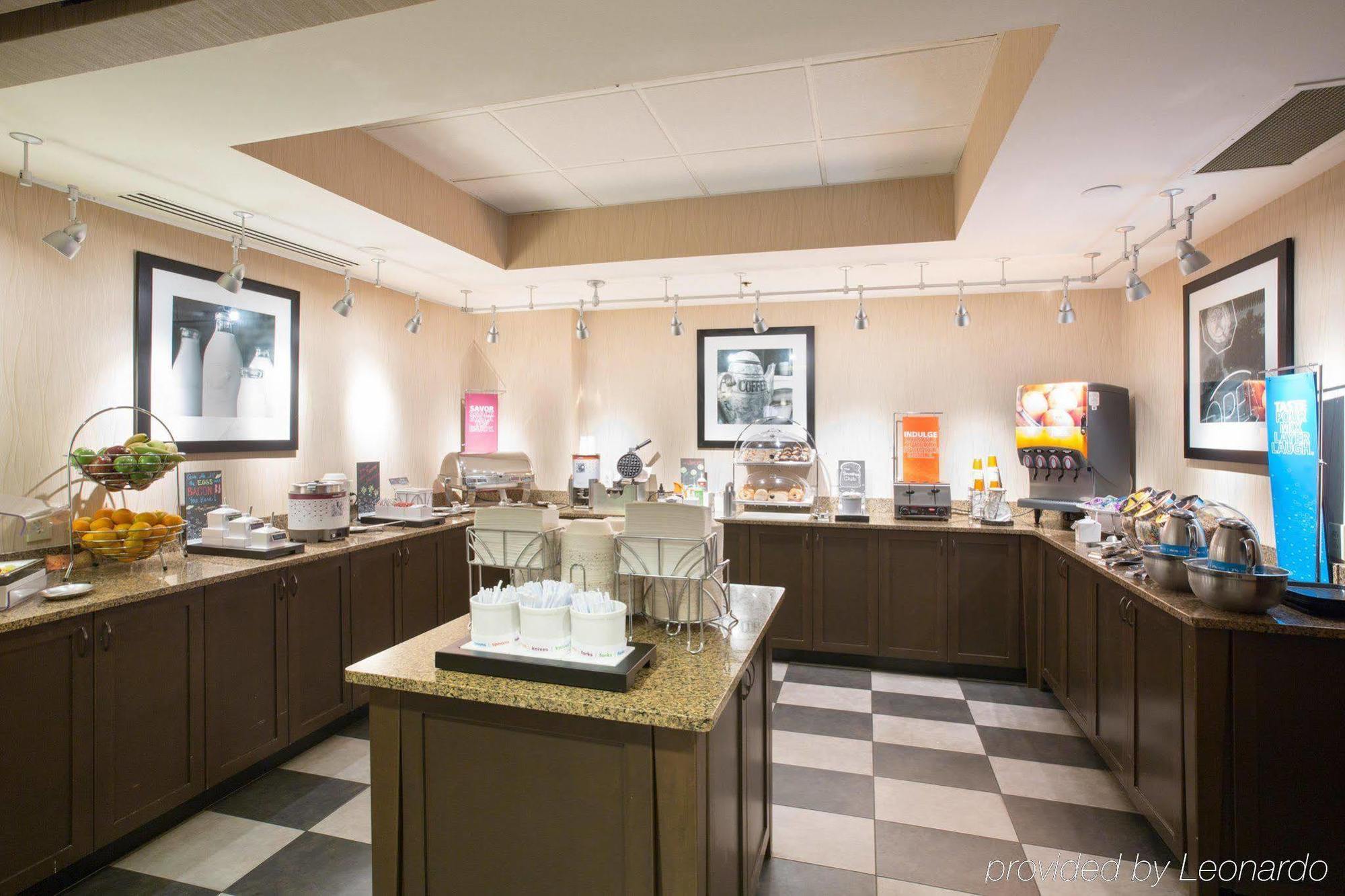 Hotel Hampton Denver-international Airport 3*