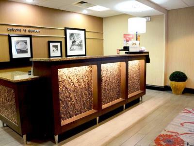 Hampton Denver-international Airport 3*
